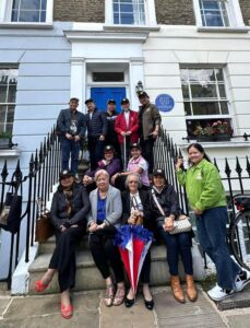 Filipinos visit Rial's house in London